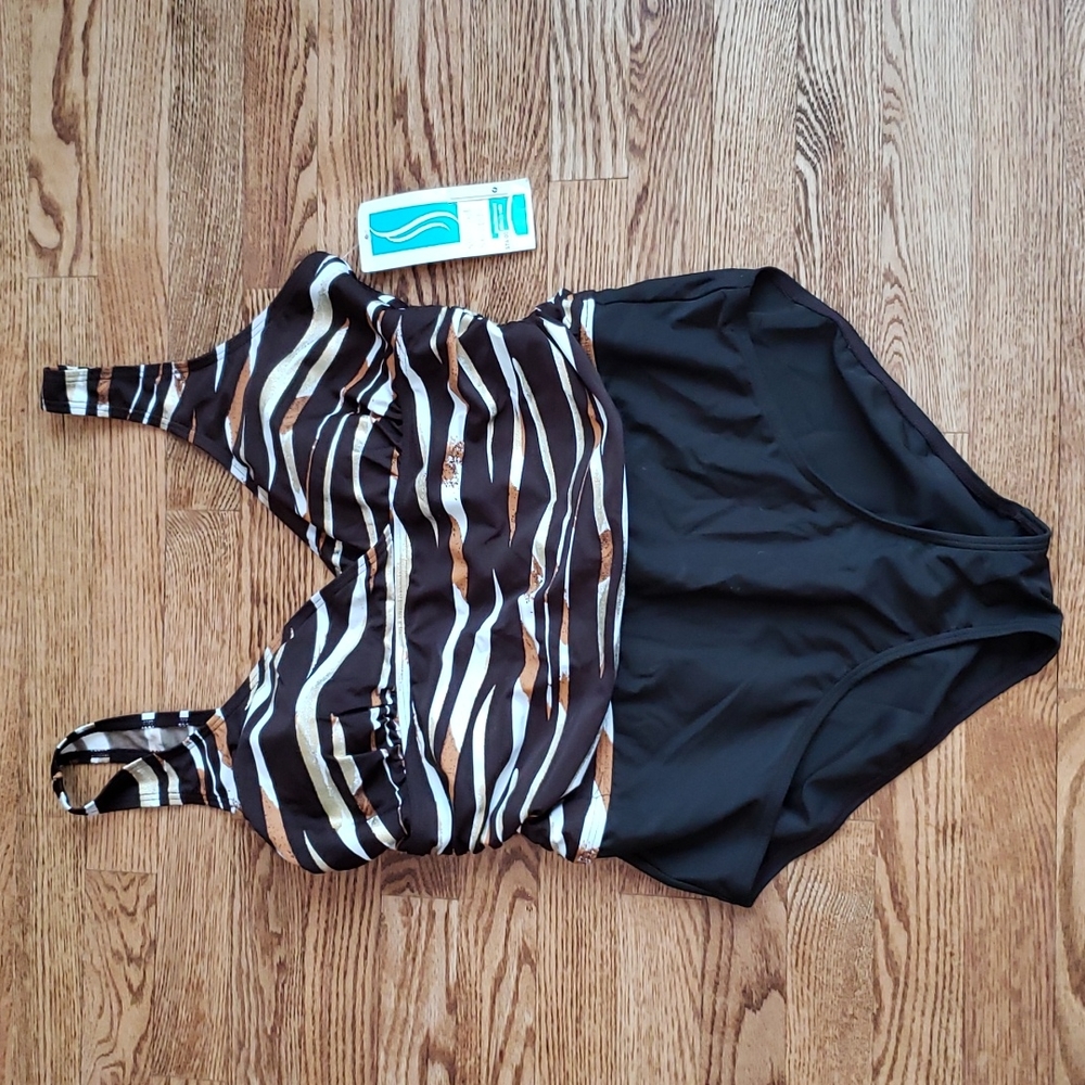 (16) NWT Silhouette Solutions Waist Minimizer One Piece Swimsuit Vacation Summer